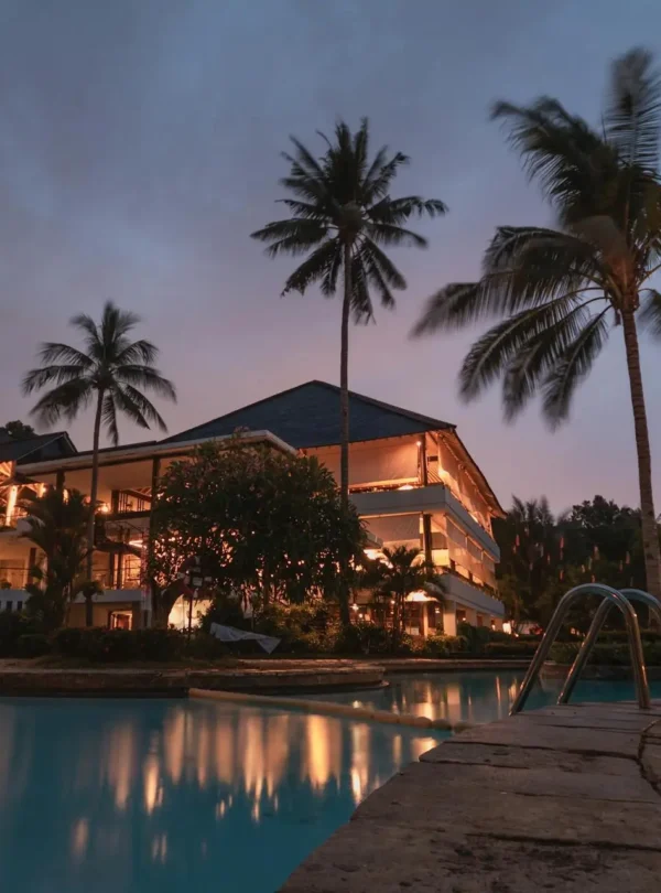 Hotel Booking Service - Travel On Call- Pexels-Image by pixabay